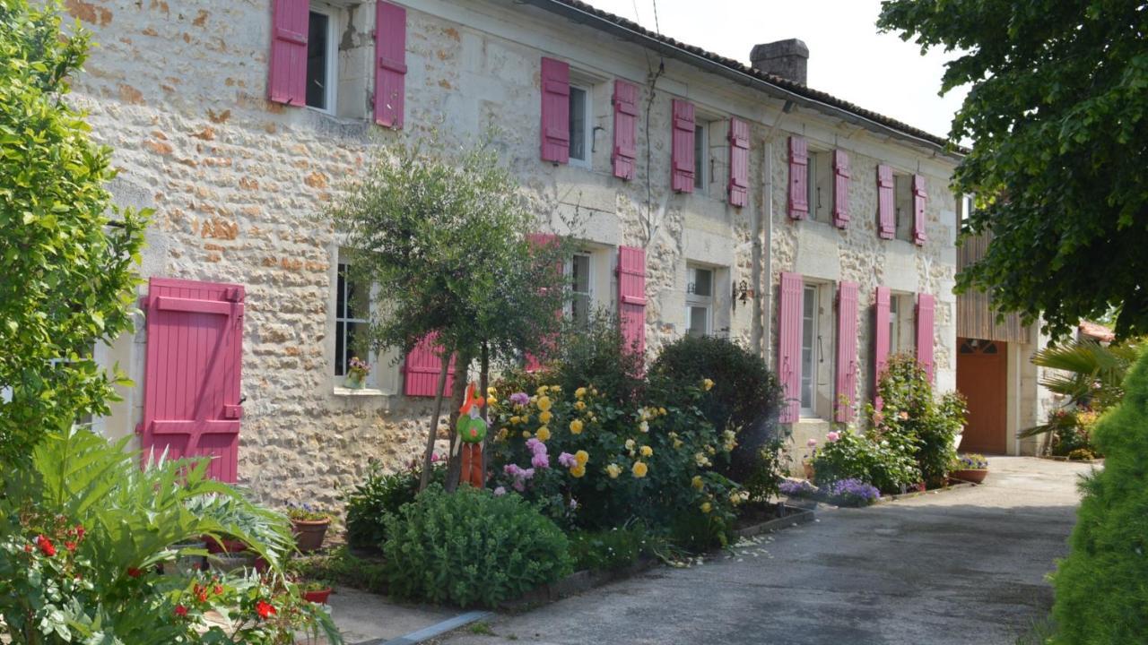 La Pastorale Bed & Breakfast Beurlay Exterior photo
